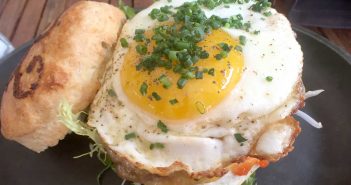 Where to Eat and Drink in Los Angeles this Week L&E Oyster Bar