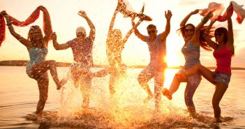 Top Places to Celebrate Memorial Day Weekend in Orange County Newport Dunes