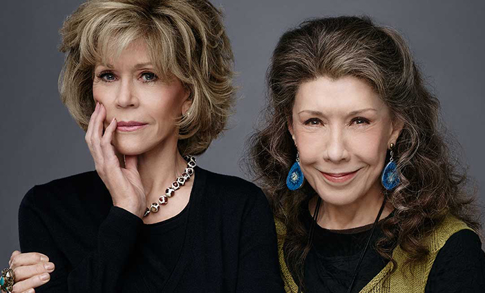 Jane-Fonda-and-Lily-Tomlin-photo-by-Justin-Stephens-Netflix