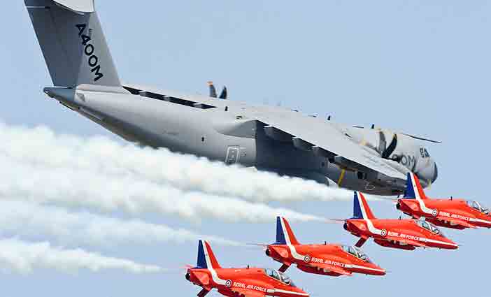 The-Great-Pacific-Airshow-photo-by-Royal-Air-Force-Red-Arrows