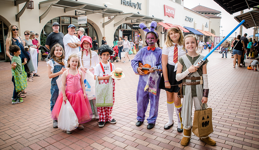 Candy-Crawl-photo-by-Kait-McKay-Photography