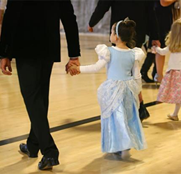 Daddy-and-Daughter-Dance