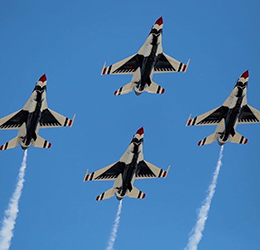 Fly-Into-The-Blue-The-Great-Pacific-Airshow-photo-by-Larry-Tenney