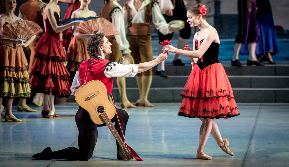 Mikhailovsky-Ballet's-"Don-Quixote"-photo-by-Jack-Devant