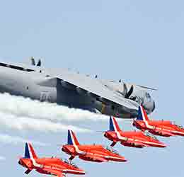 The-Great-Pacific-Airshow-photo-by-Royal-Air-Force-Red-Arrows