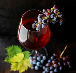 Wine-photo-by-Roberta-Sorge-on-Unsplash