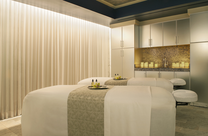 Couples Massage room at The Peninsula Spa | Luxury Spas in Beverly Hills