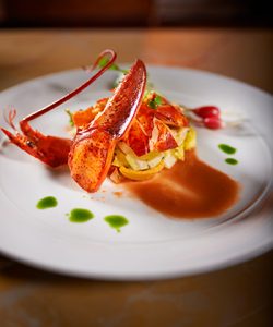 The-Winery-lobster_salad-INTEXT