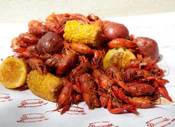 dominicks-crawfish-boil-los-angeles