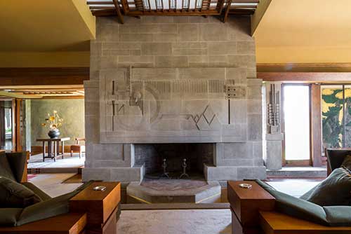 hollyhock-house-livingroom-fireplace