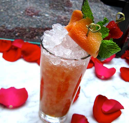 Acabar rum cocktail