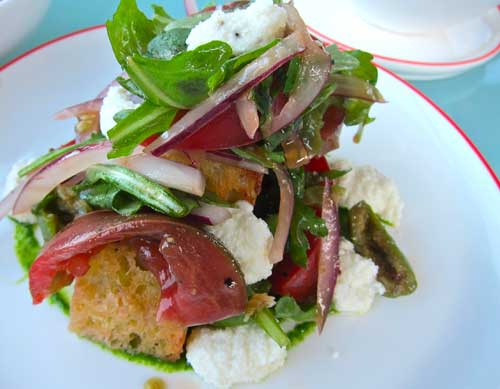 Panzanella salad