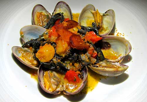 adoteca squid-ink-clams