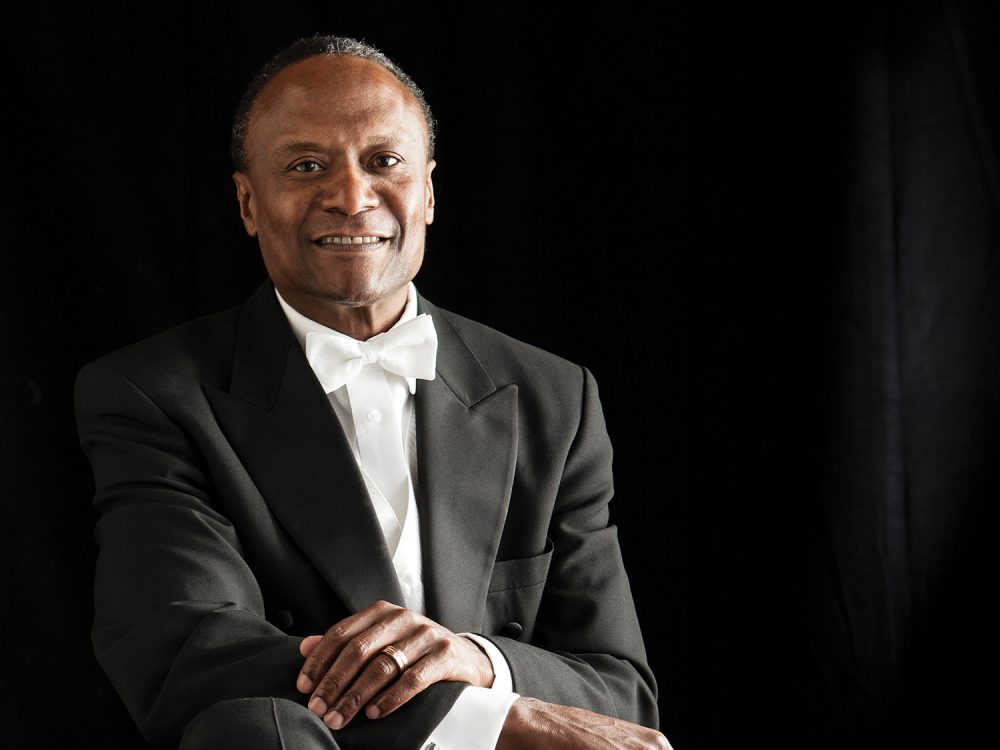 Headshot of Hollywood Bowl's principal conductor Thomas Wilkins photo by Bill Sitzmann