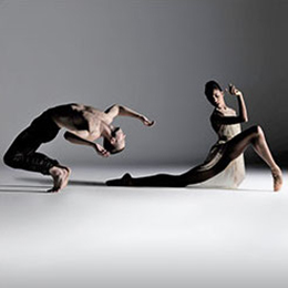 Alonzo King LINES Ballet photo by RJ Muna