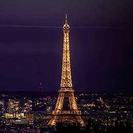 Landscape shot of Eiffel Tower and Paris photo by Karina lago via Unsplash
