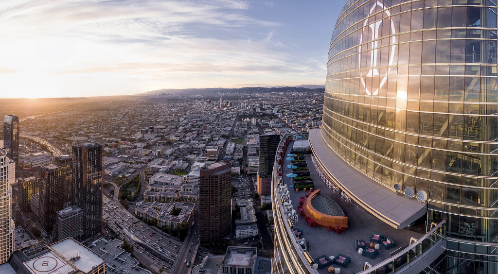 Grandmaster Rooftop - Rooftop bar in LA, Los Angeles